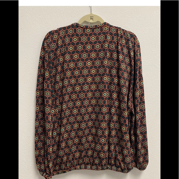 LuLaRoe Supply Zip Up Lightweight Jacket
Size Large - Picture 6 of 11